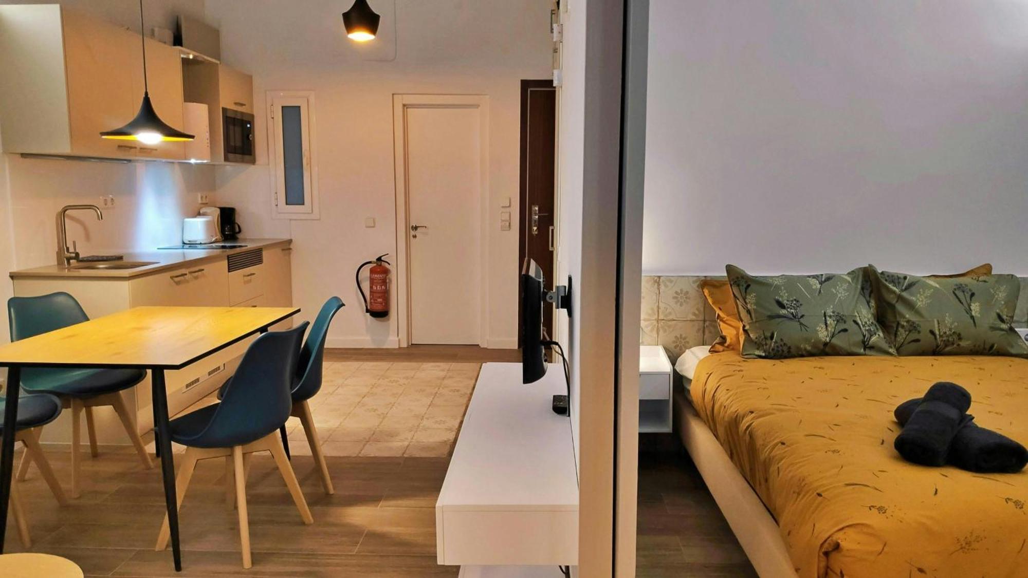 Sant Antoni 3 - Downtown Barcelona. Modern Apartment ภายนอก รูปภาพ